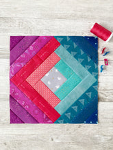 Load image into Gallery viewer, Twisted Log Cabin Quilt Block (traditional) - PDF Instant Download

