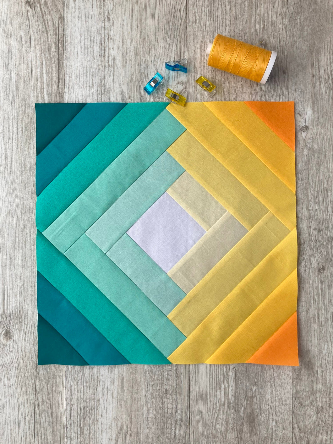 Twisted Log Cabin FPP Quilt Block - PDF Instant Download
