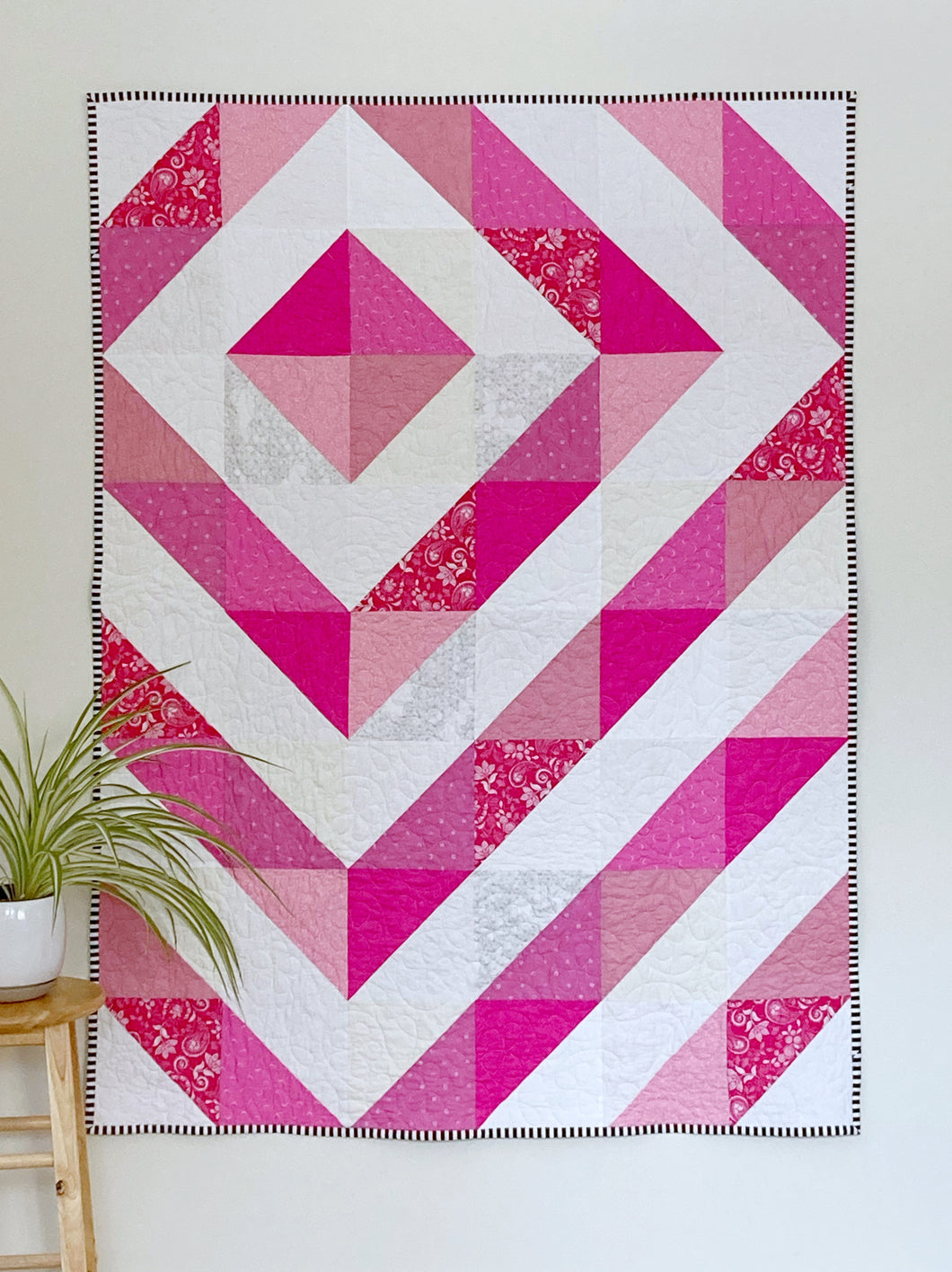 Swirly Raspberry Ripple Pattern Ripple & Swirl Quilt Pattern - PDF Instant Download – Penny Spool Quilts